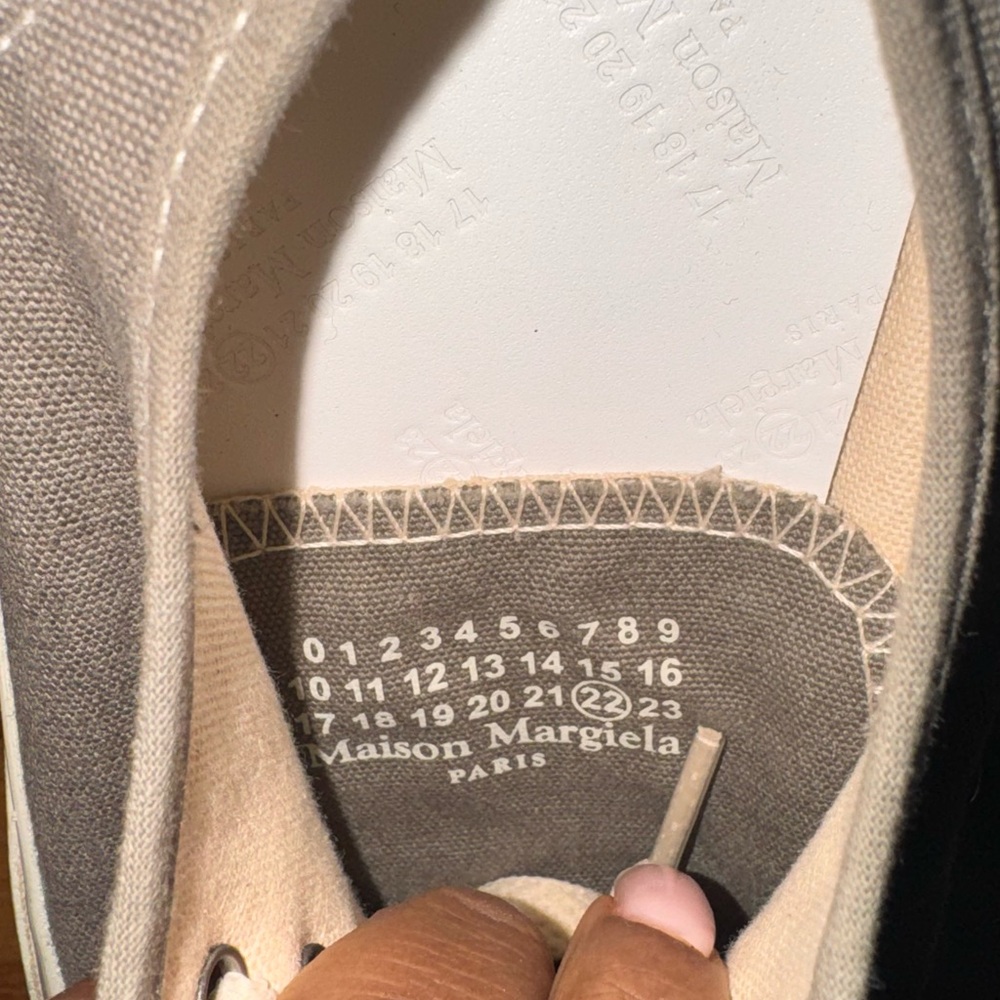 Maison Margiela Gray Tabi Canvas Sneakers - Picture 6 of 6
